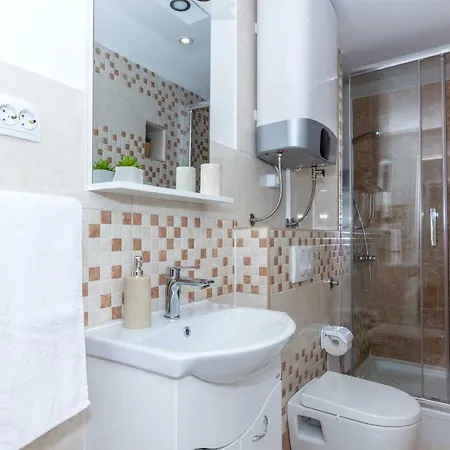 Aida Downtown Apartment